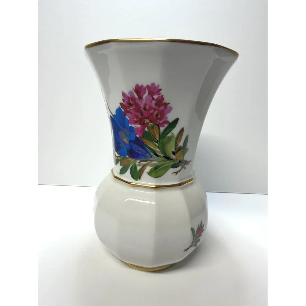 1930s Koenigszelt Germany Porcelain Vase – Hand-Painted Floral, Gold Trim (7